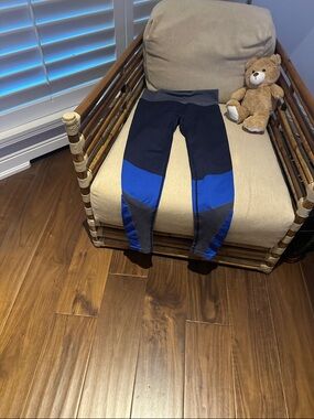 Ardene Black and Royal Blue Colorblock Leggings